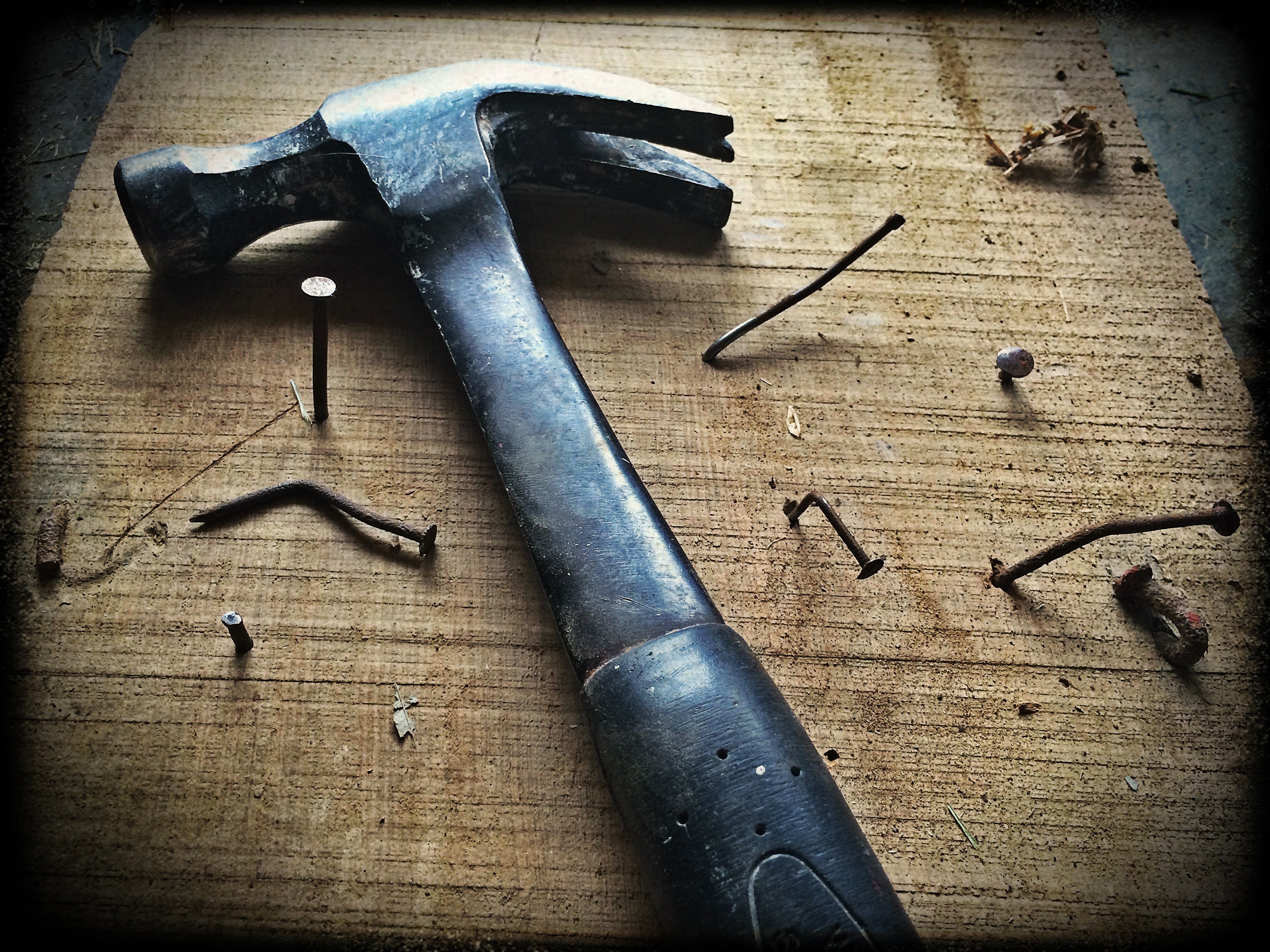 Hammer and bent nails